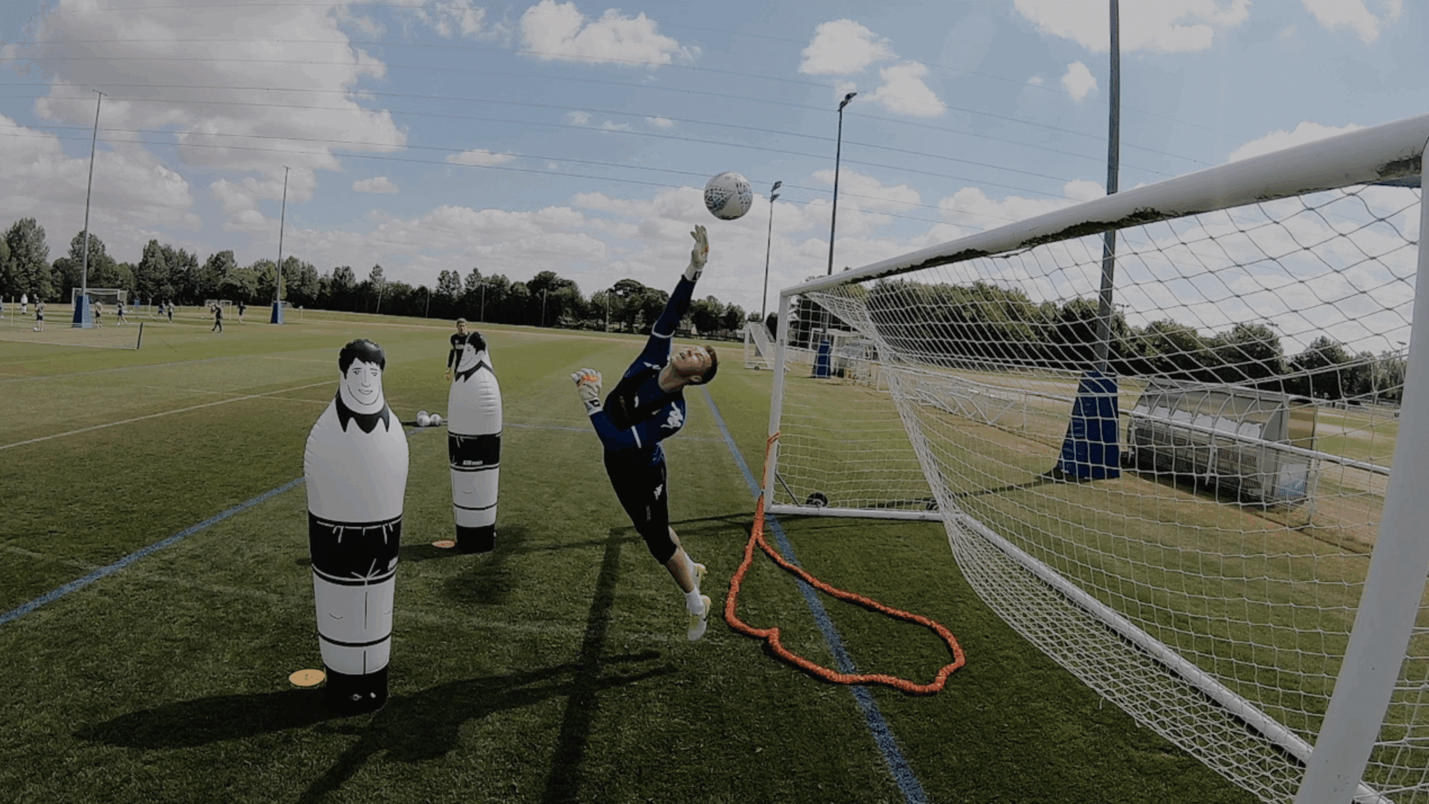 Bailey.Peacock-Farrell-LEEDS.UNITED(Marcos.Abad)2